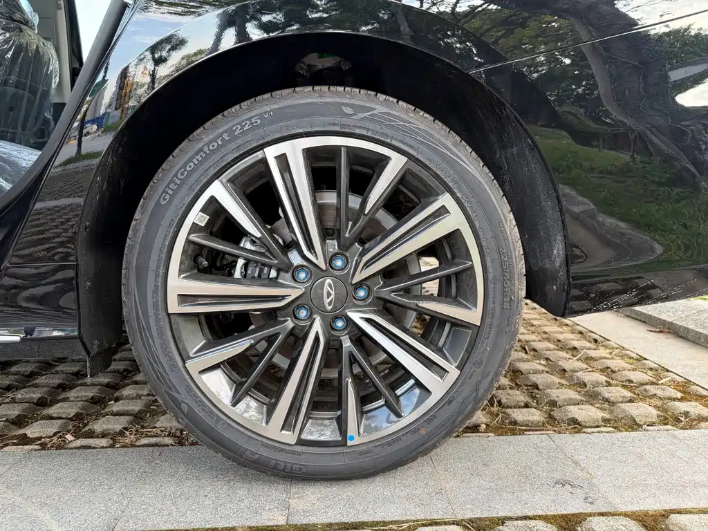 Chery Arrizo 8 — миниатюра 22
