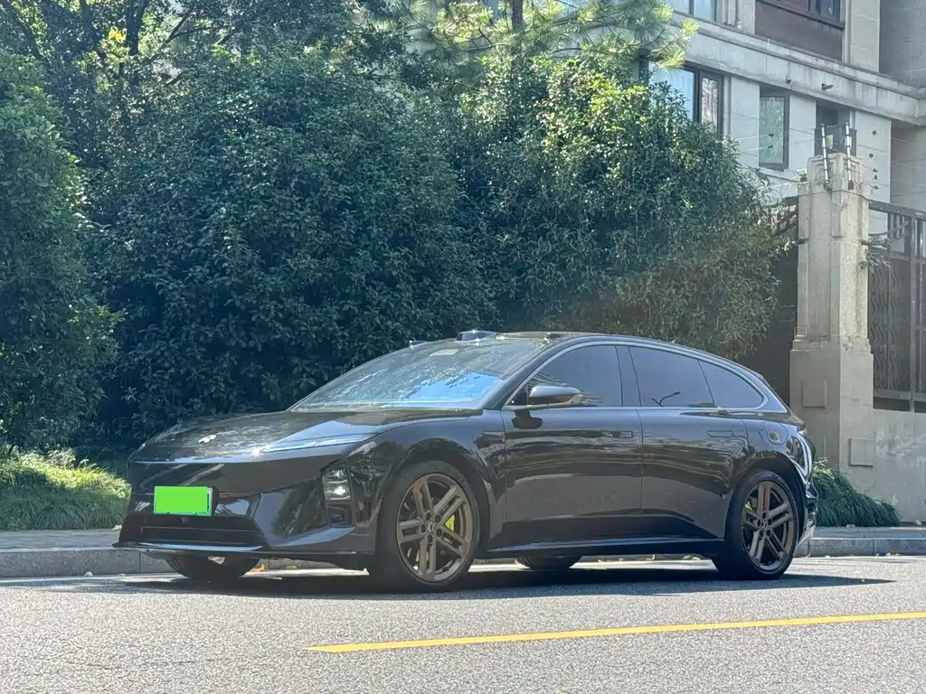 NIO ET5T — миниатюра 2