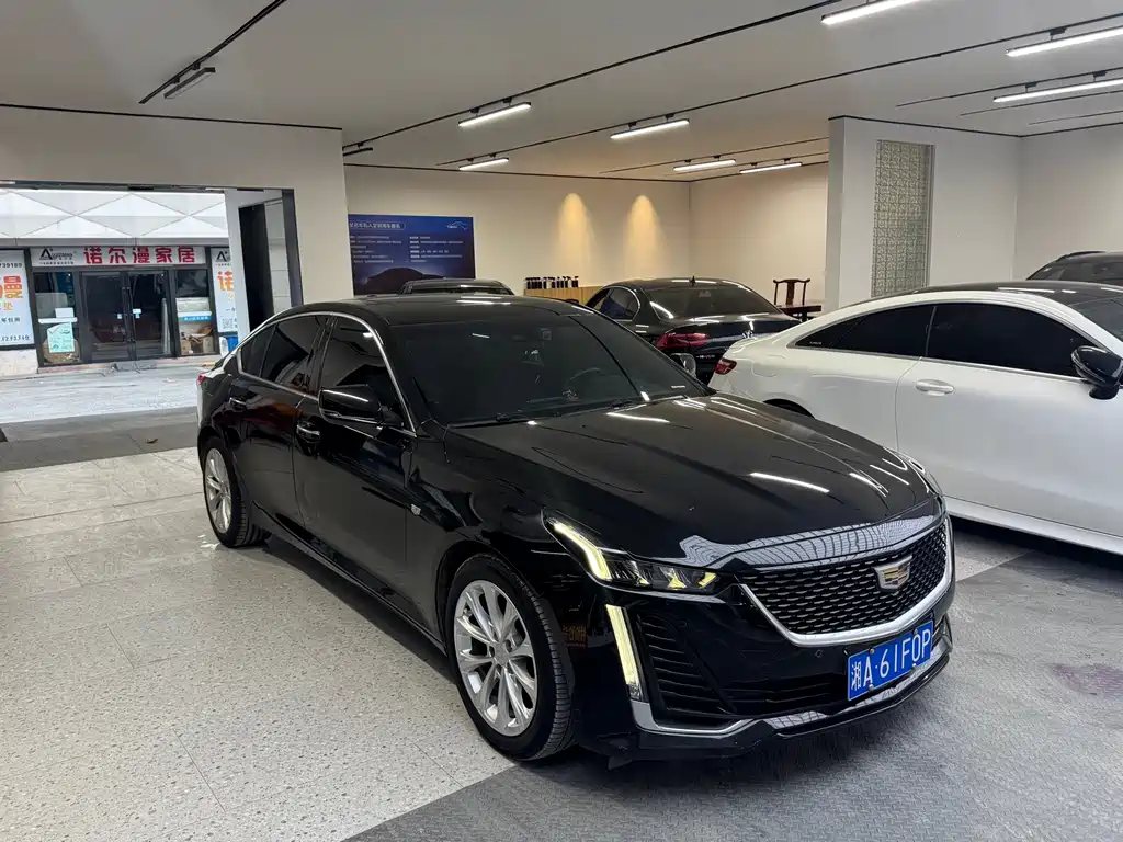 Cadillac CT5 — миниатюра 5