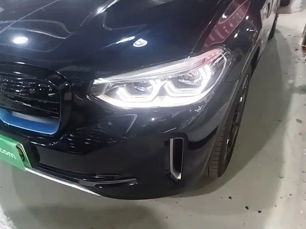 BMW iX3 — миниатюра 24