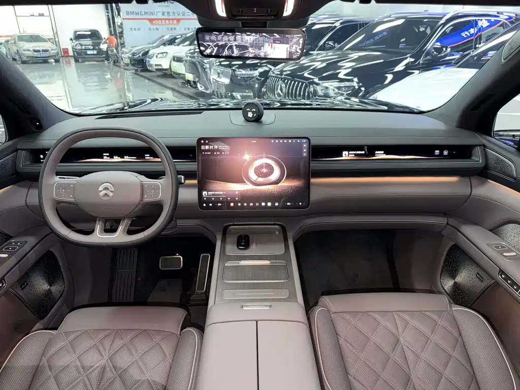 NIO ES8 — миниатюра 13