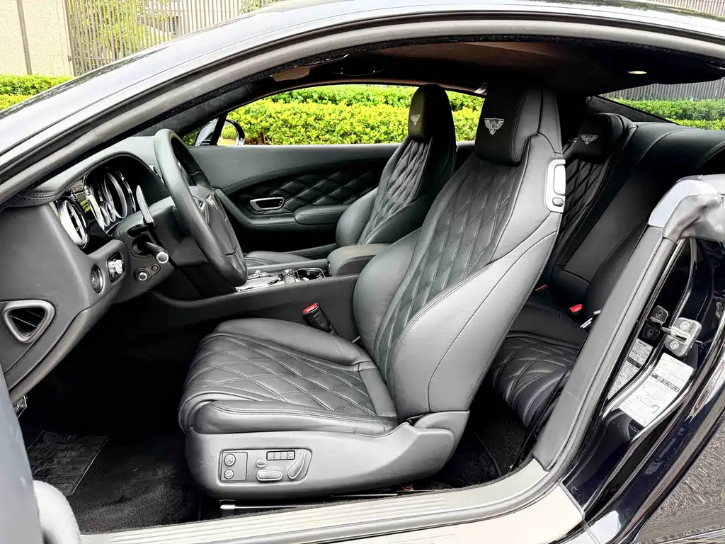 Bentley Continental — миниатюра 10