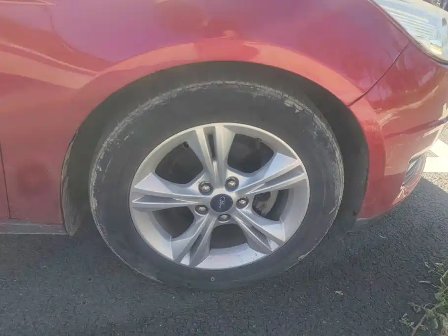 Ford Focus — миниатюра 6