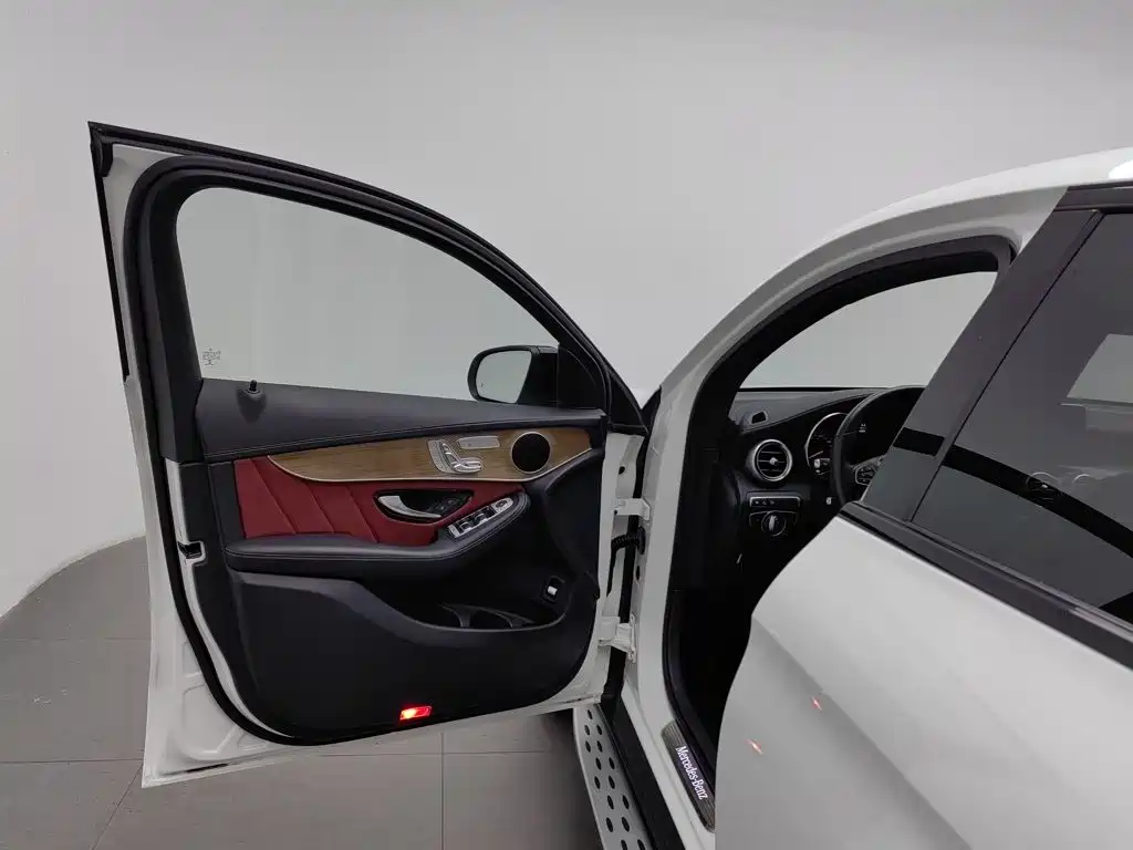 Mercedes-Benz GLC Coupe — миниатюра 8