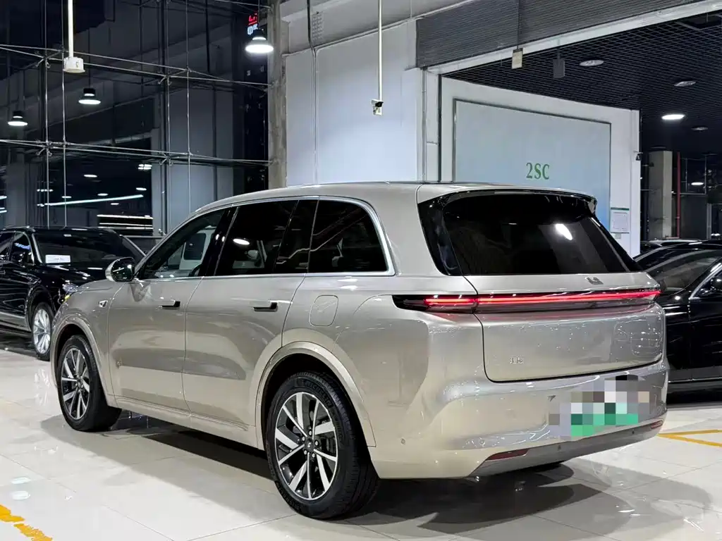 Li Auto Li L8 — миниатюра 25