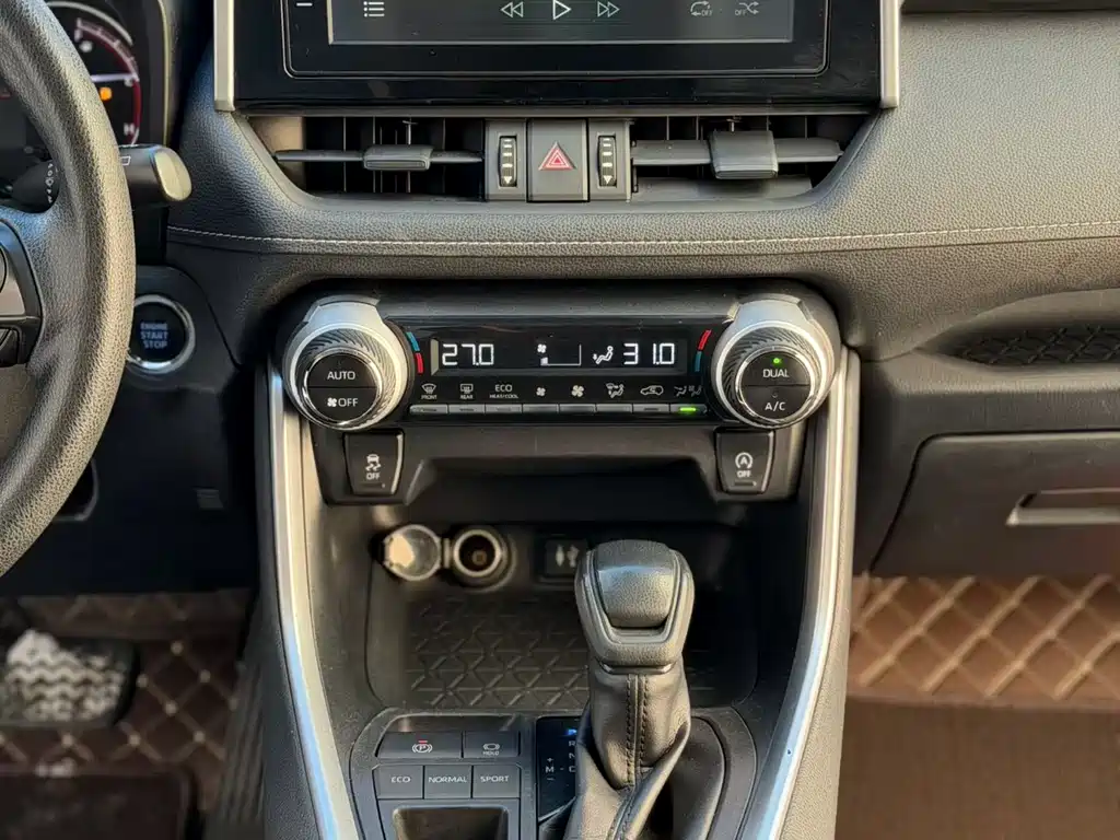 TOYOTA RAV4 RONGFANG