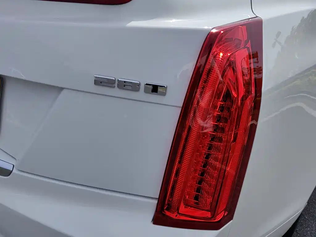 Cadillac ATS-L 2017 28T Fashion