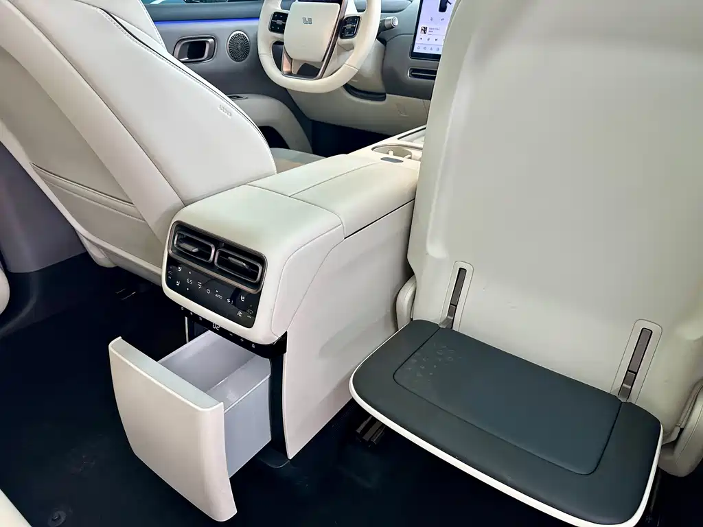 Li Auto Li i6 — миниатюра 9