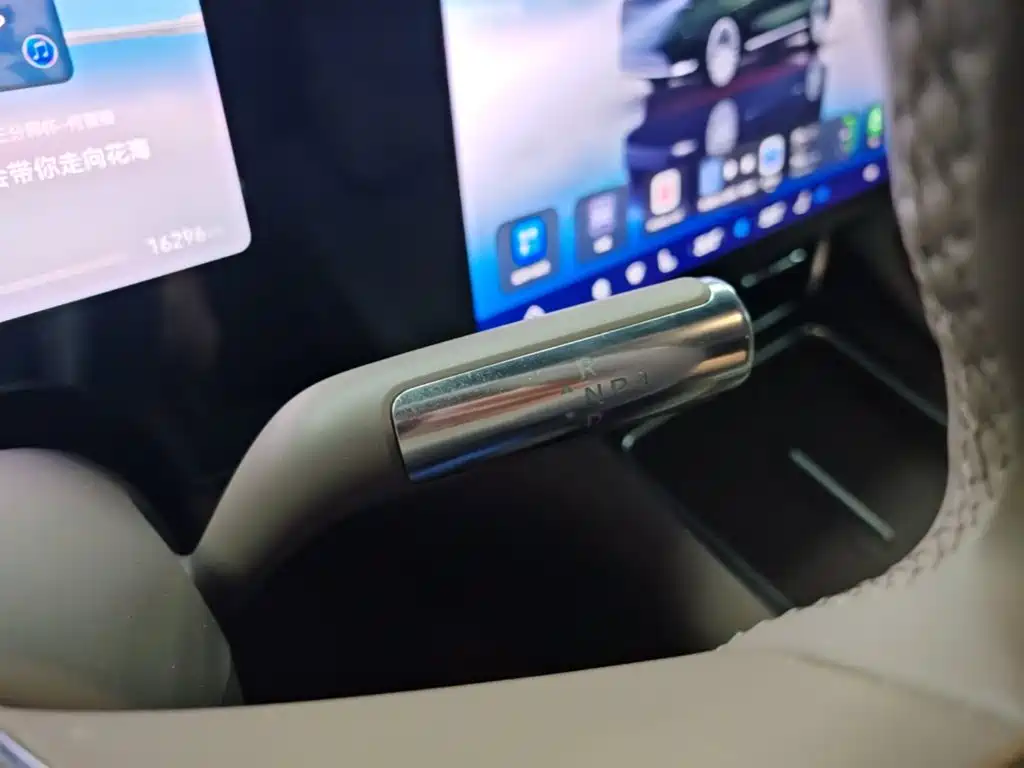 AITO AITO M8 — миниатюра 14