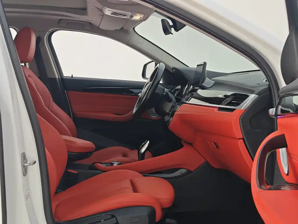 BMW X2 — миниатюра 10