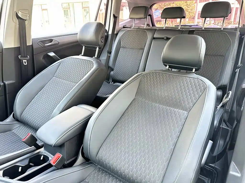 Volkswagen Tiguan L — миниатюра 13