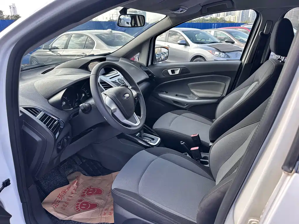Ford EcoSport 2013 1.5L AT