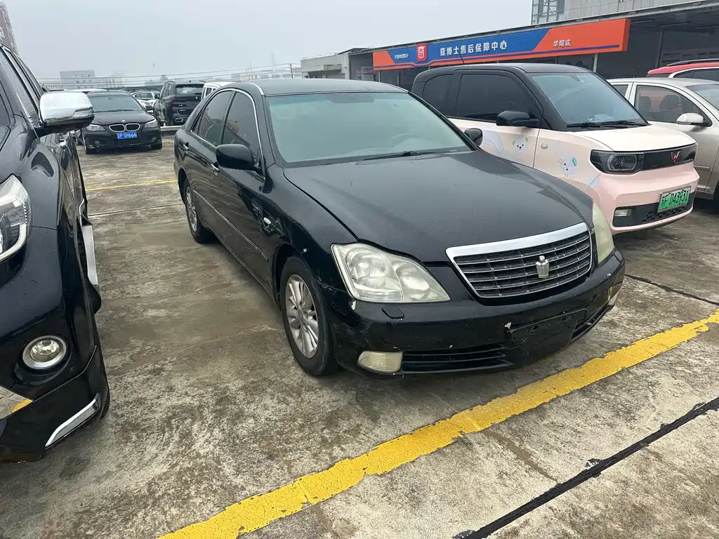 Toyota Crown 2005 3.0L Royal E
