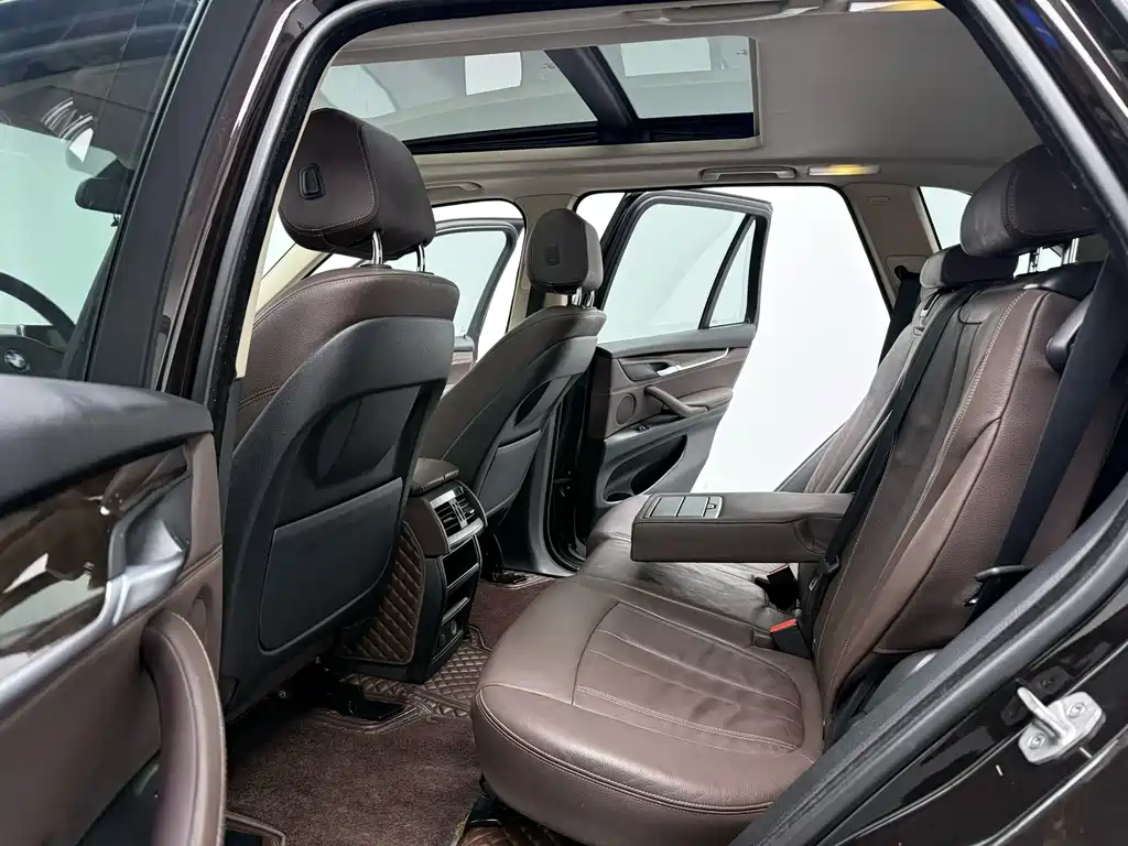 BMW X5 (Import) — миниатюра 2