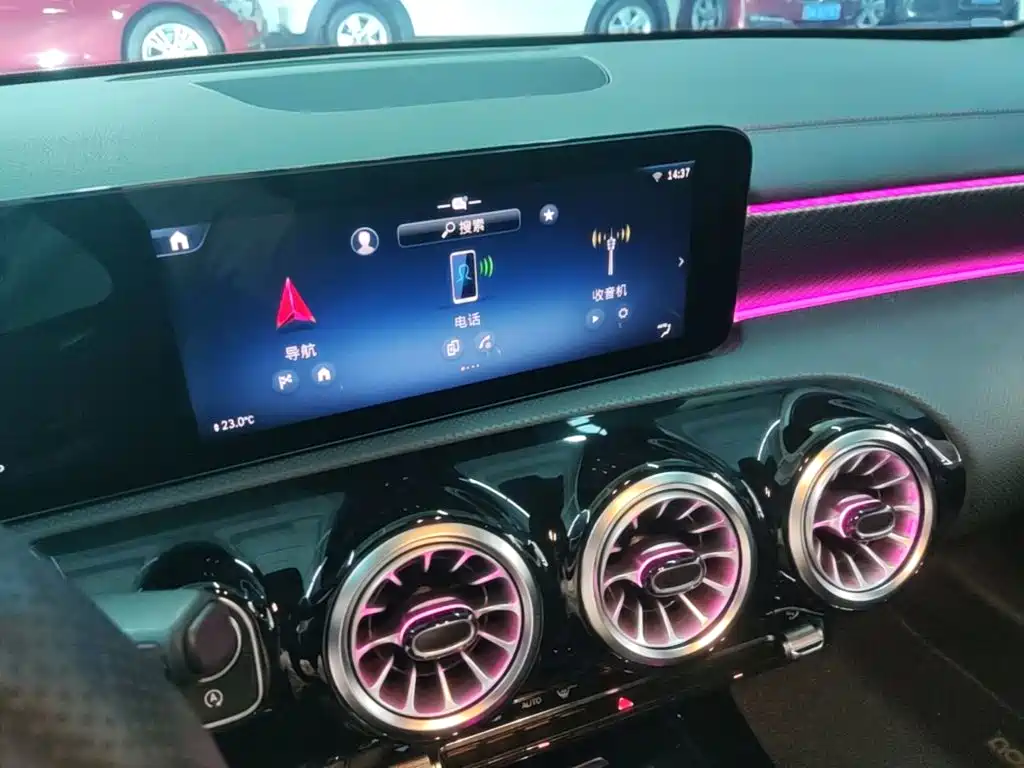 Mercedes-Benz A-Class — миниатюра 13