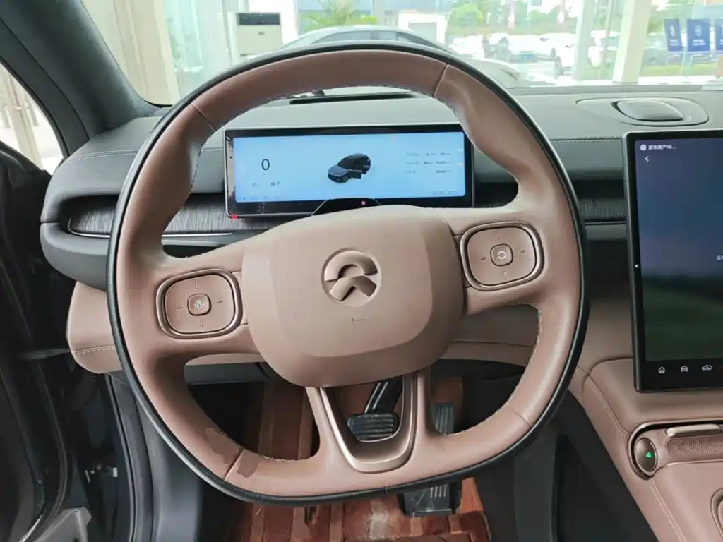 NIO ES6 — миниатюра 11