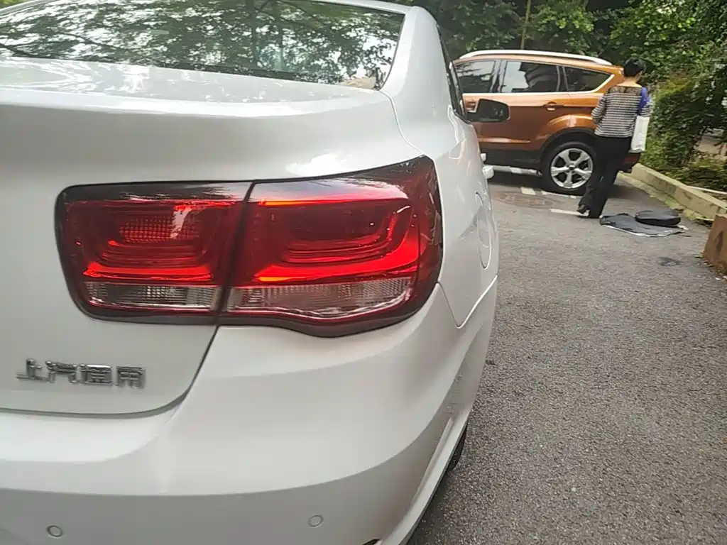 Chevrolet Malibu — миниатюра 8