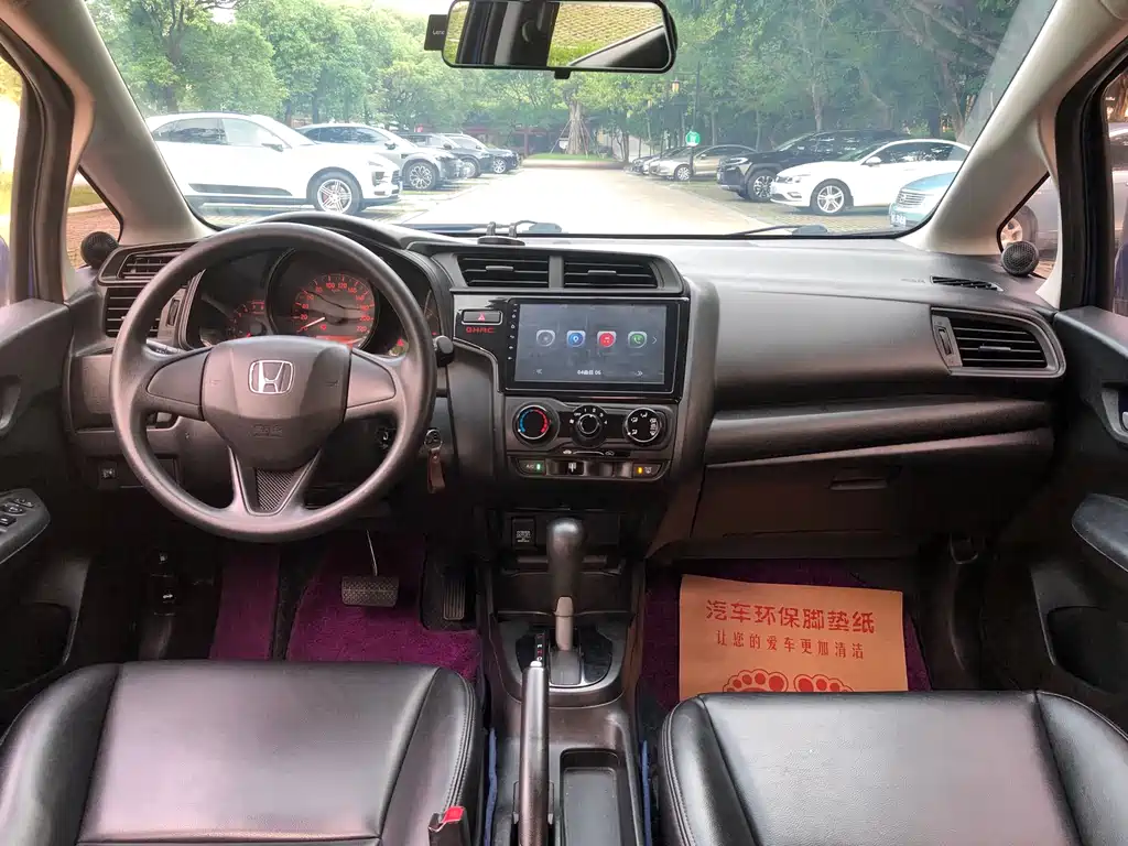 Honda Fit - фото 10