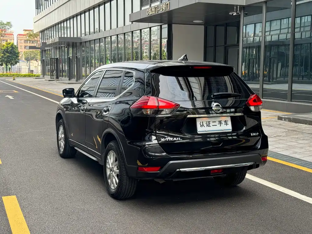 Nissan X-Trail — миниатюра 5