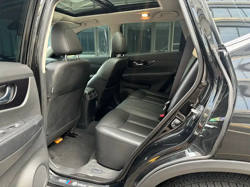 Nissan X-Trail — миниатюра 11