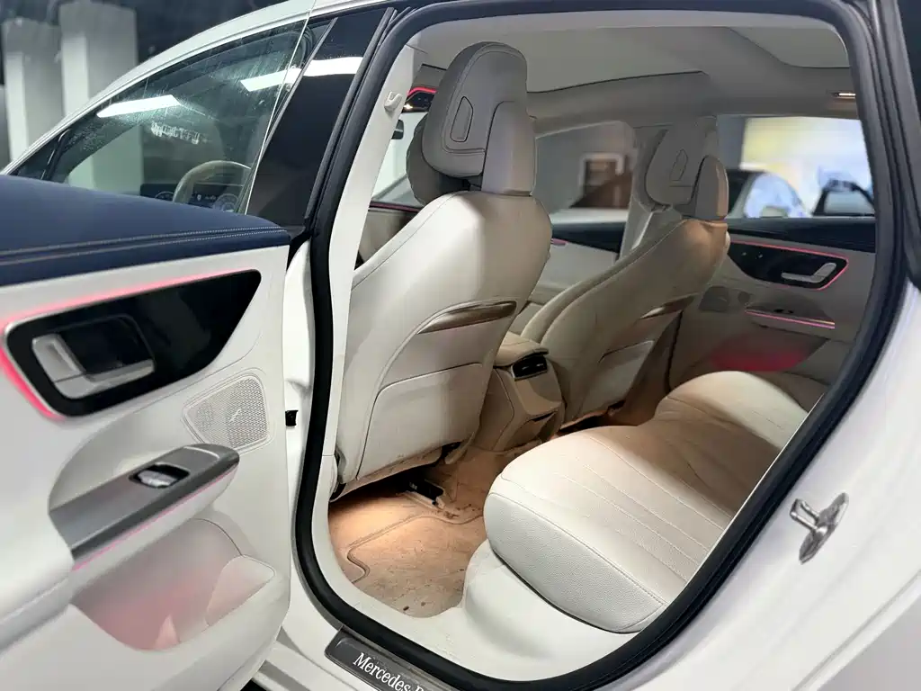 Mercedes-Benz EQE — миниатюра 11