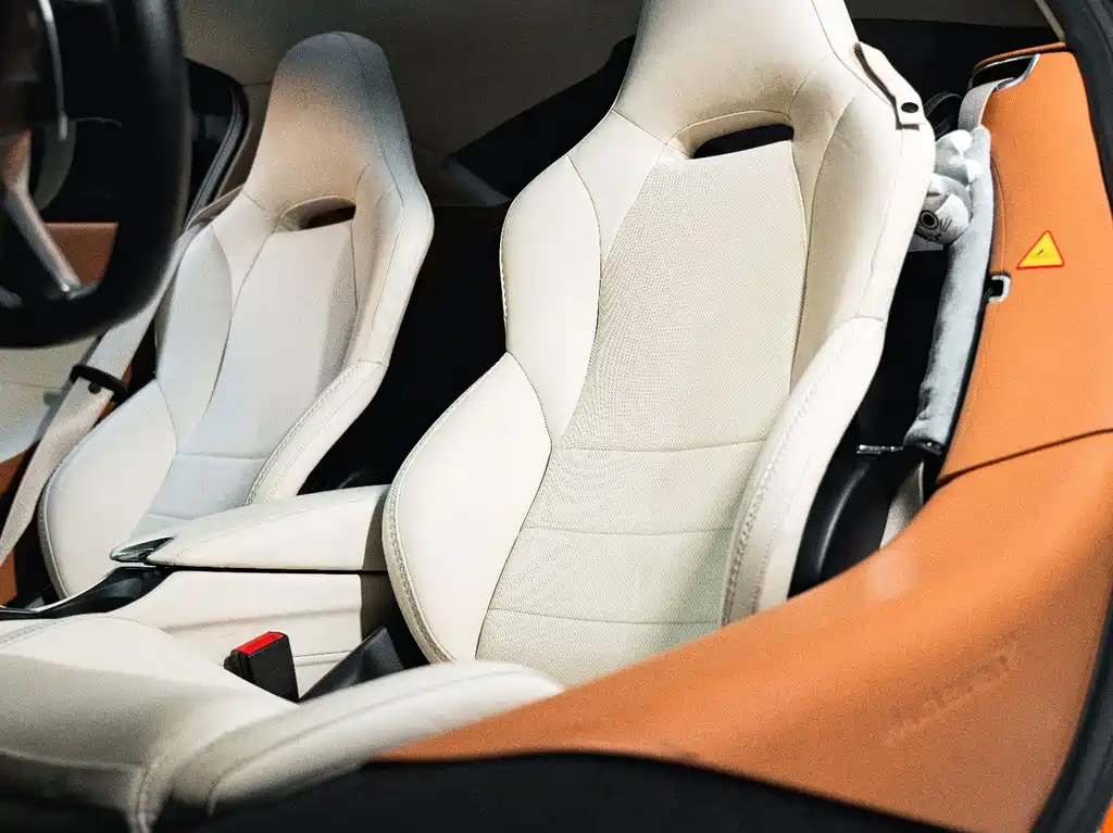 McLaren GT — миниатюра 10
