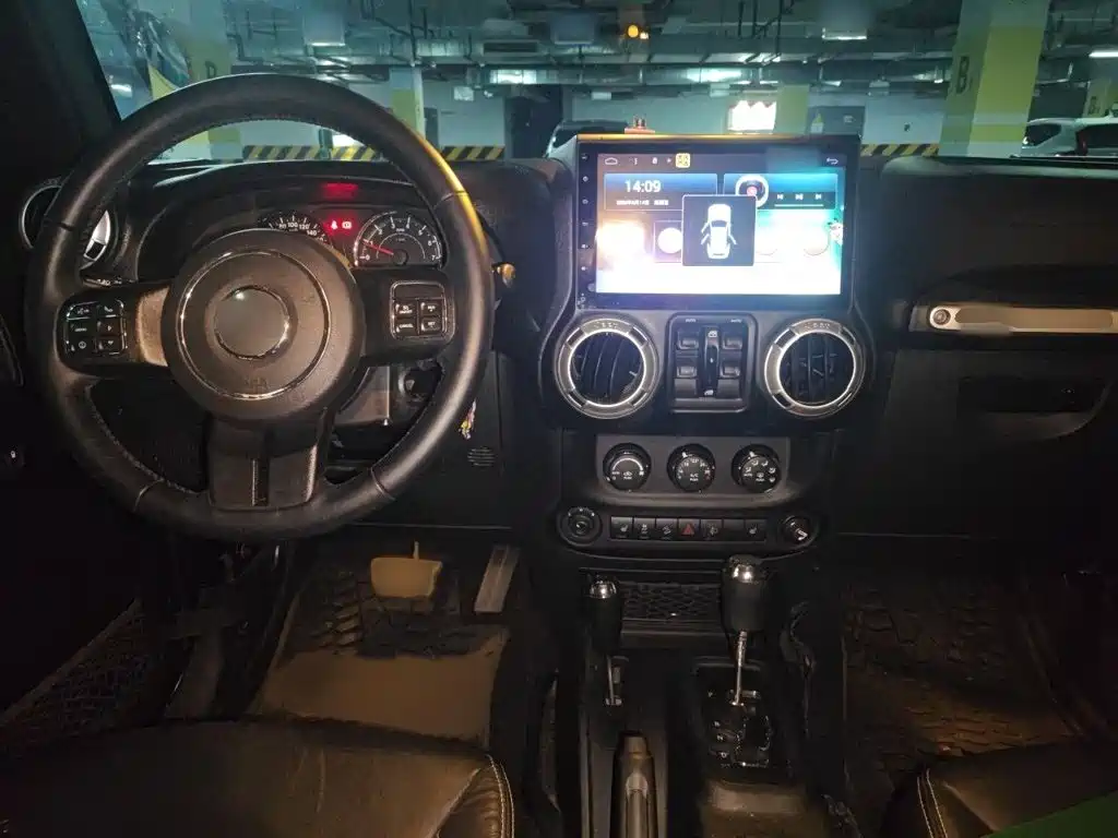 Jeep Wrangler — миниатюра 13