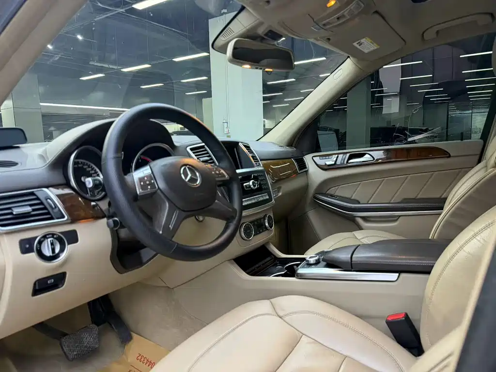 Mercedes-Benz GL-Class — миниатюра 4