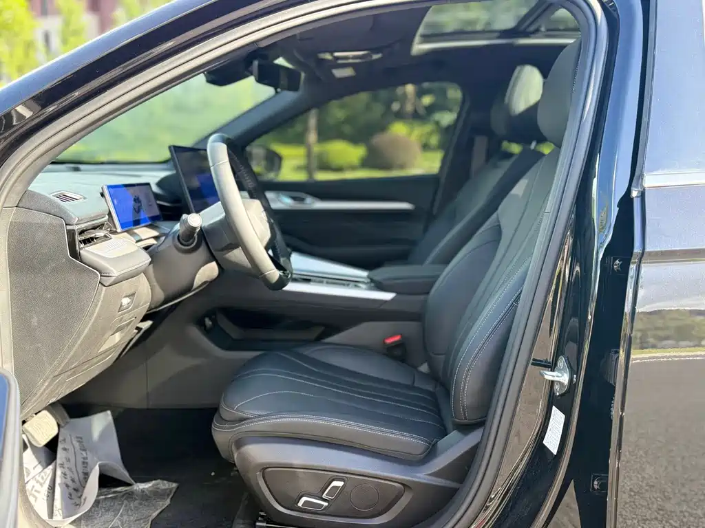 GEELY AUTOMOBILE XINGRUI