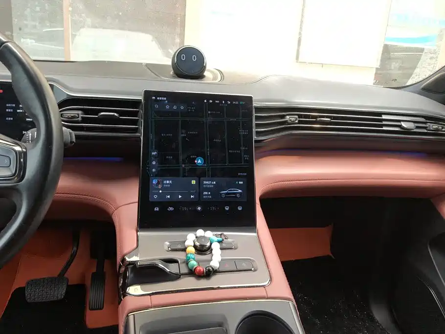 NIO EC6 — миниатюра 13