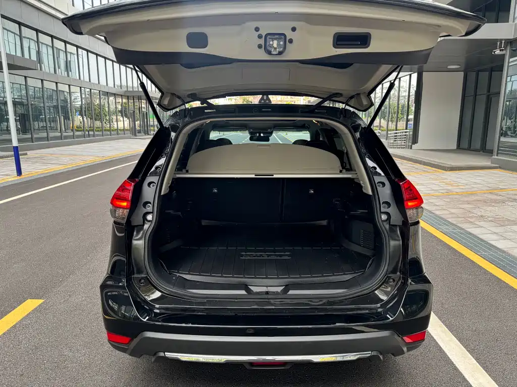 Nissan X-Trail — миниатюра 20