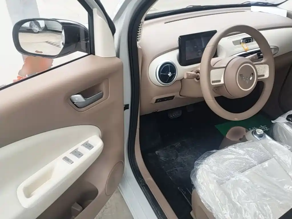 Wuling MINIEV — миниатюра 16