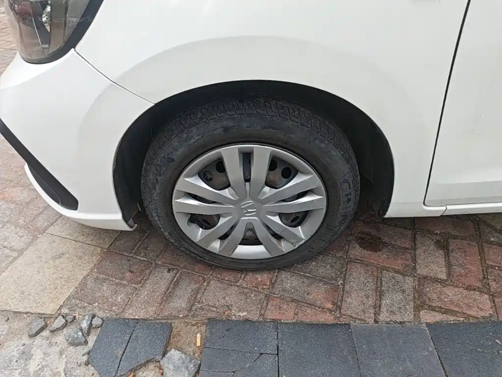 Honda Fit — миниатюра 23
