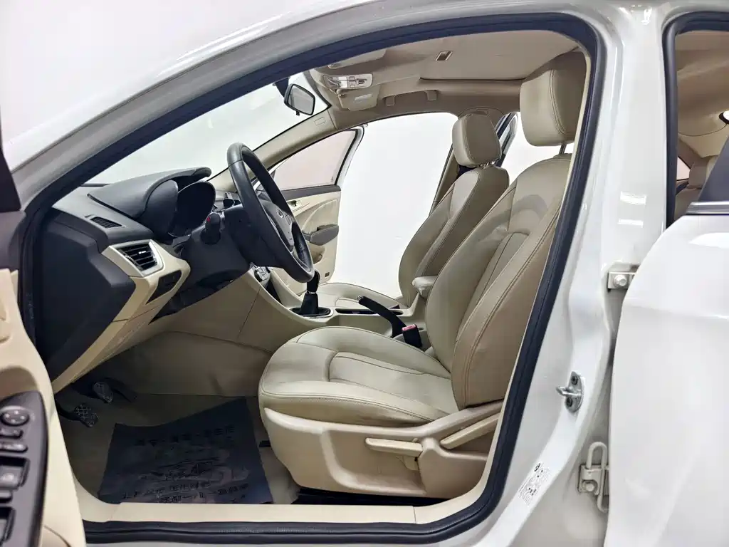 Chery Arrizo 7 — миниатюра 11