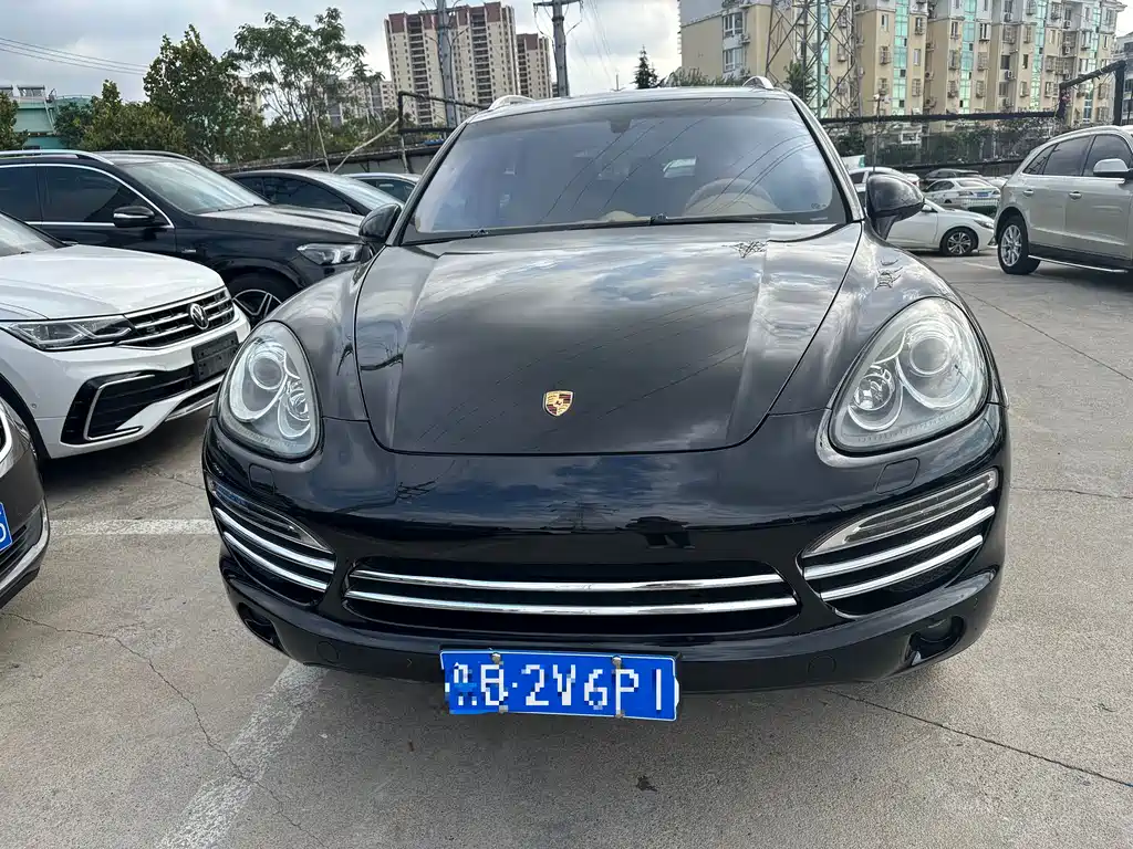 Porsche Cayenne — миниатюра 2