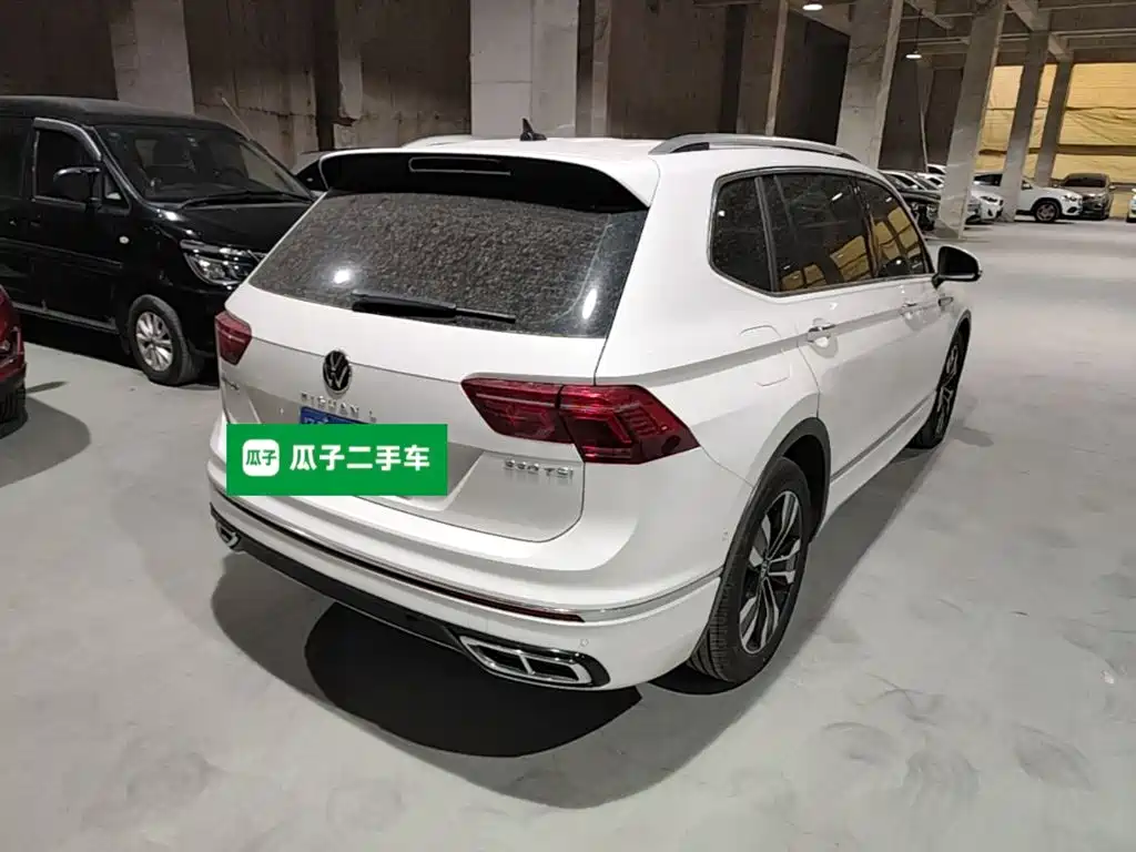 Volkswagen Tiguan L — миниатюра 7
