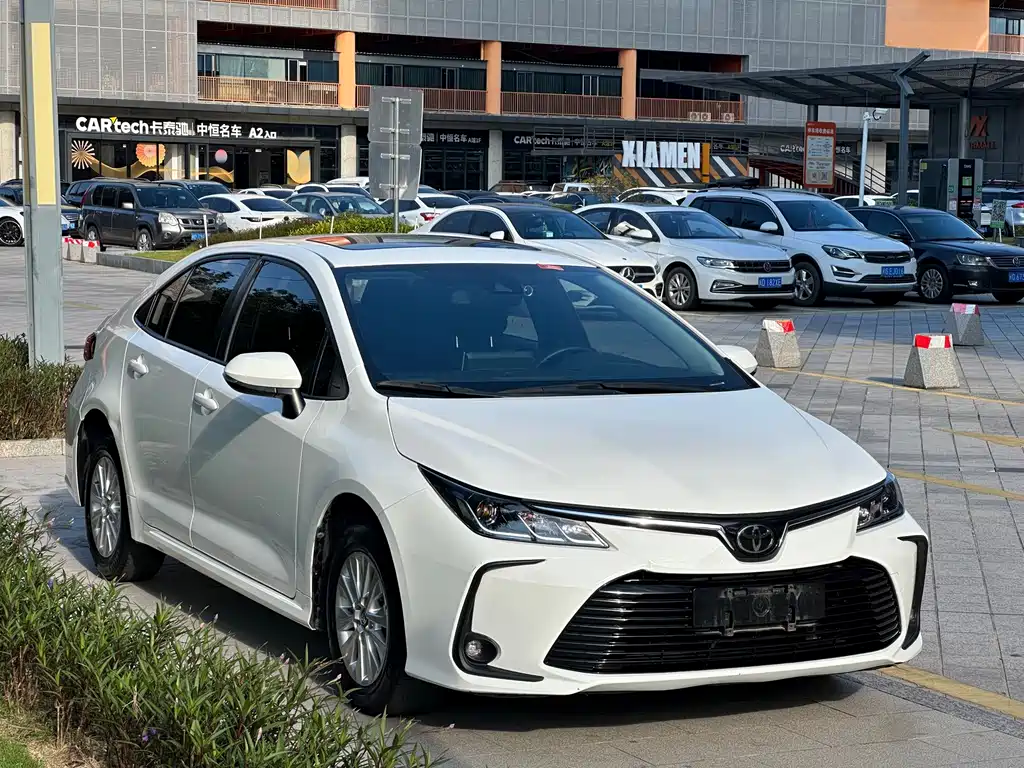 Toyota Corolla — миниатюра 3