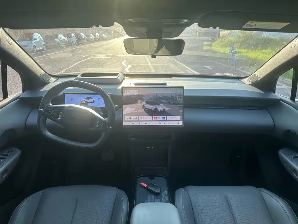 Lynk & Co Z20 — миниатюра 6