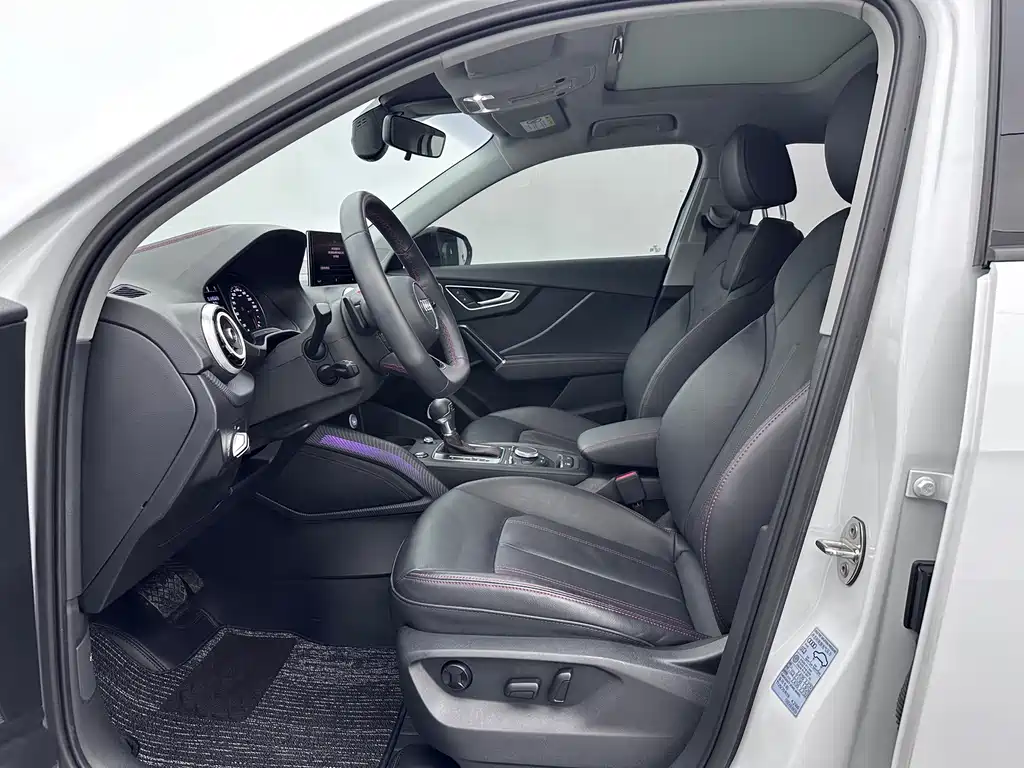 Audi Q2L — миниатюра 10