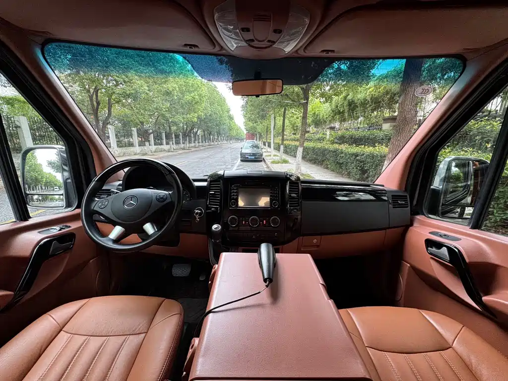 Mercedes-Benz Sprinter — миниатюра 12