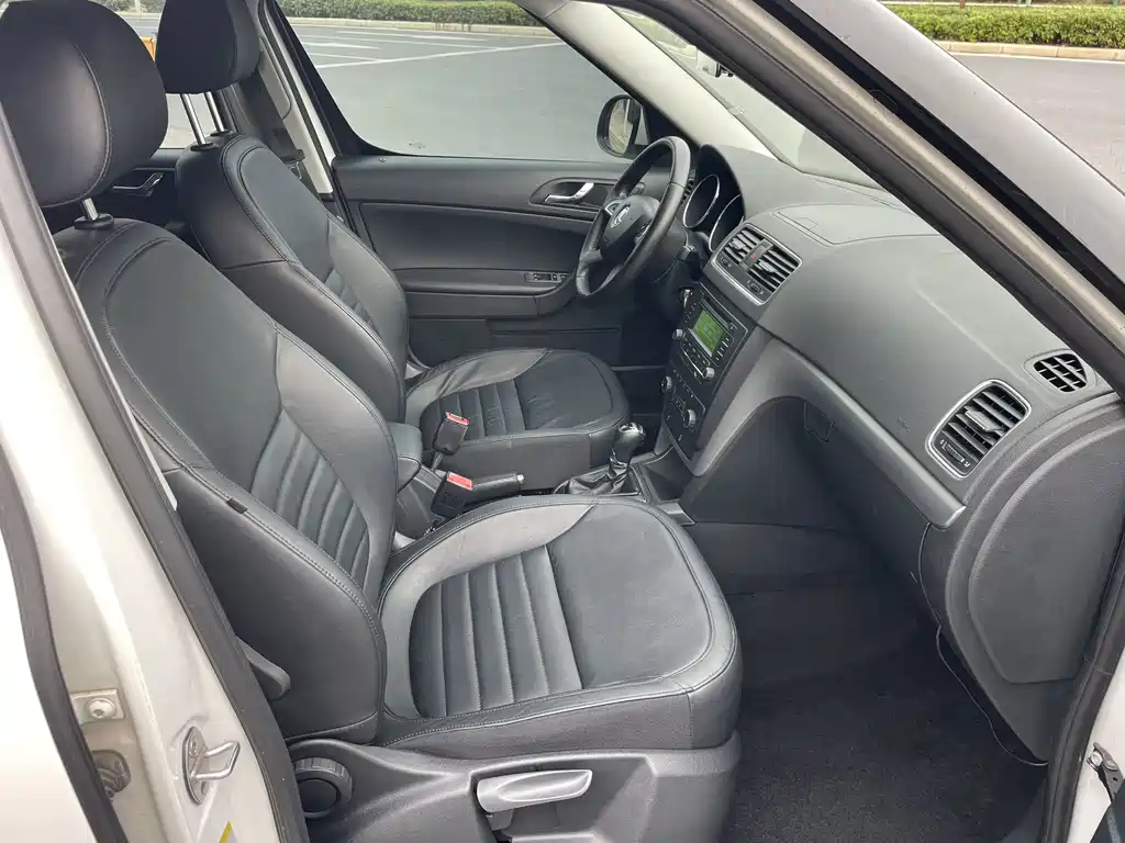 Skoda Yeti — миниатюра 14