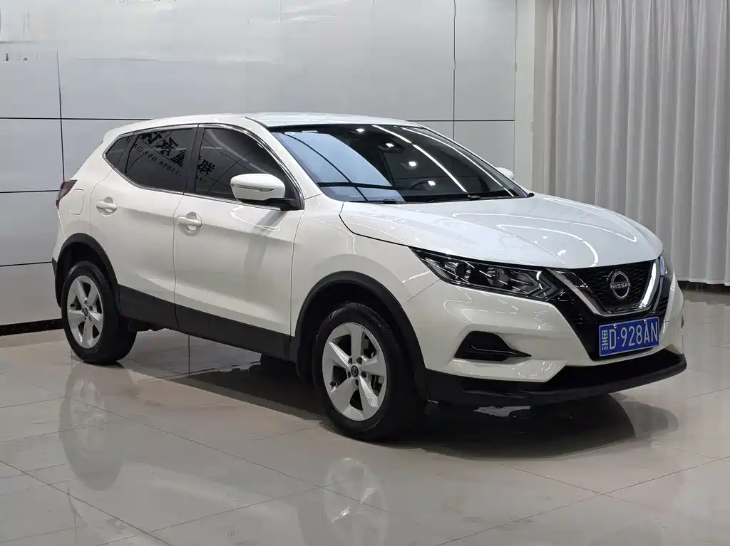 Nissan Qashqai — миниатюра 3
