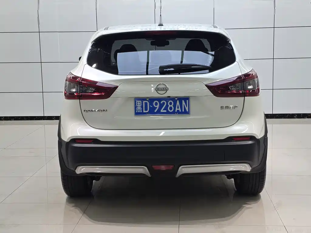 Nissan Qashqai — миниатюра 5