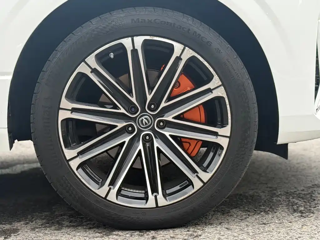 Changan UNI-K iDD — миниатюра 22