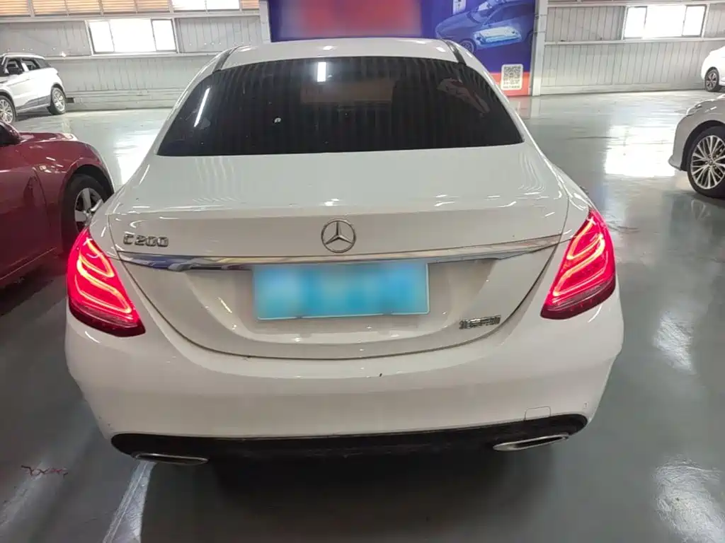 Mercedes-Benz C-Class — миниатюра 6