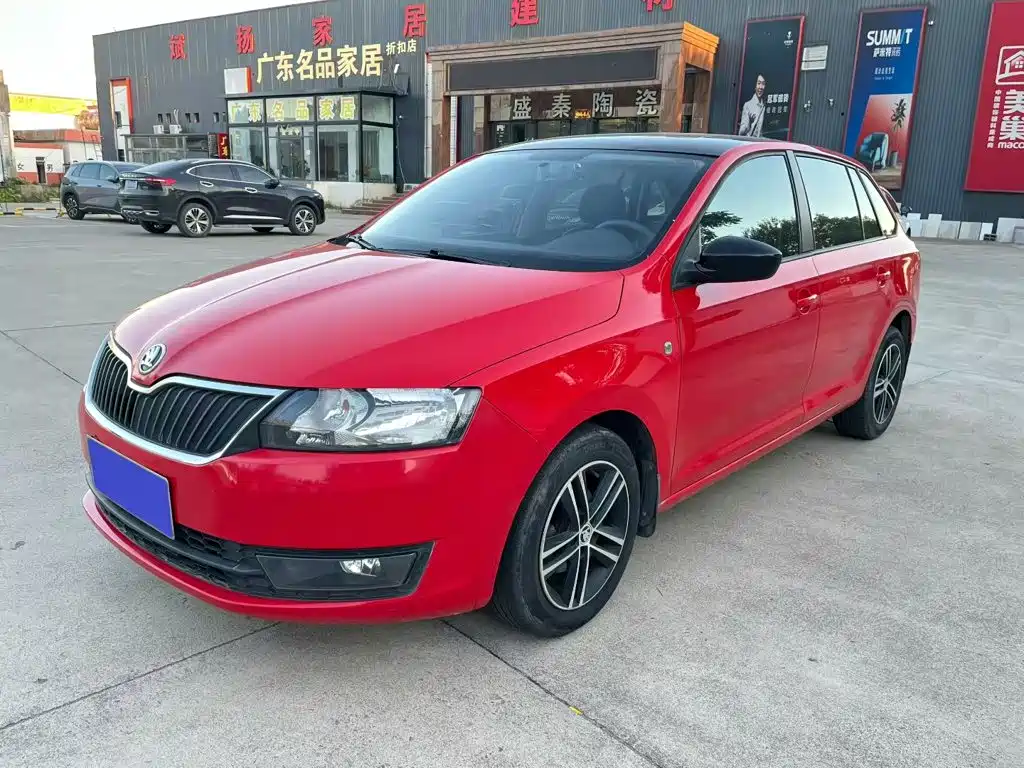 Skoda Rapid Spaceback — миниатюра 3