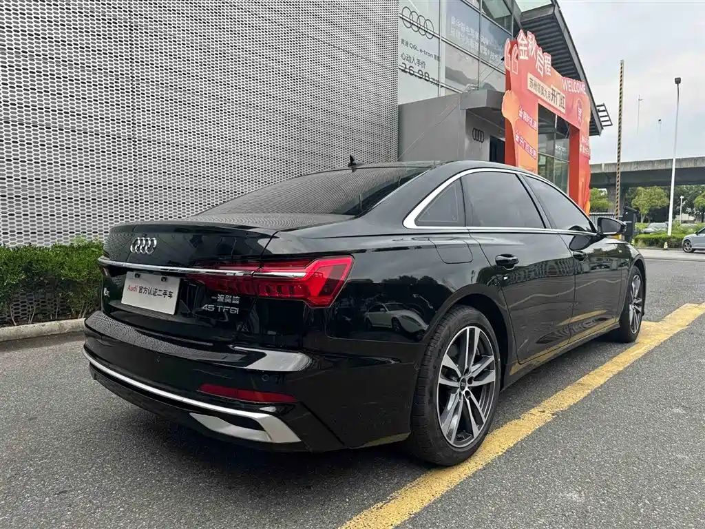 Audi A6L — миниатюра 5
