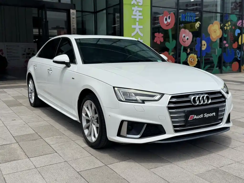 AUDI  A4L