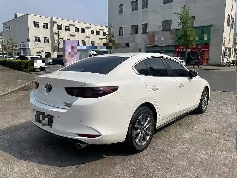 Mazda 3 Axela — миниатюра 6