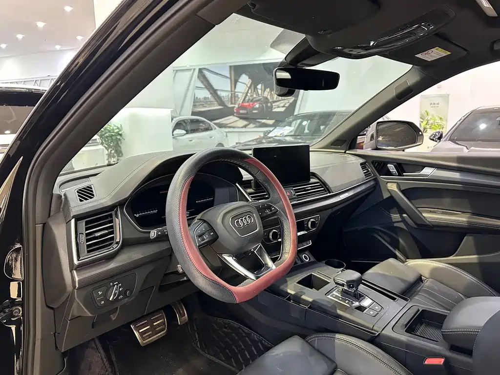 Audi Q5L — миниатюра 4